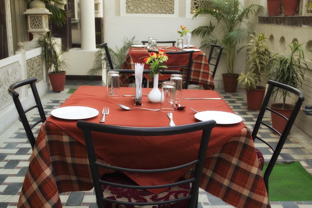 Nahargarh Haveli-Near Train Station Metro Hotel Jaipur Luaran gambar